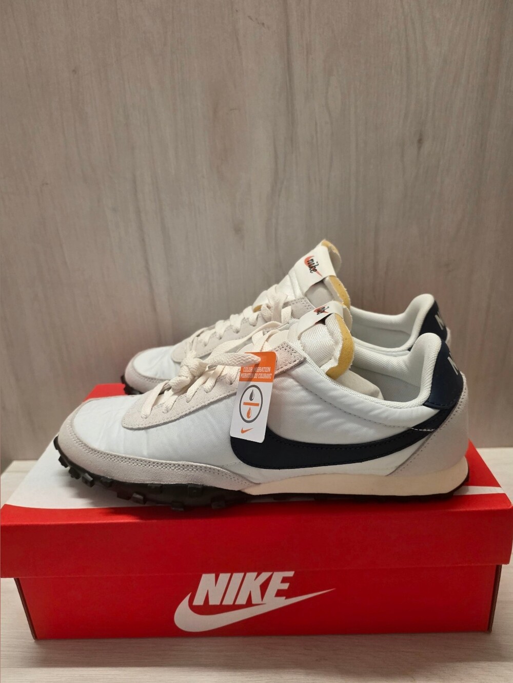 Nike Waffle Racer Men's Shoes size 10